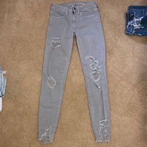 Light grey distressed jeans